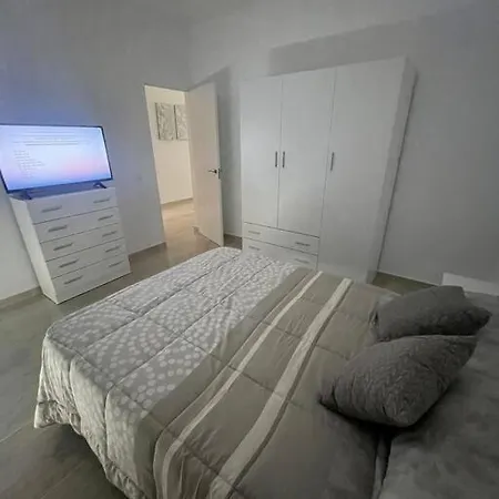 Apartamento 4 Personas 2 Piso Apartman La Laguna